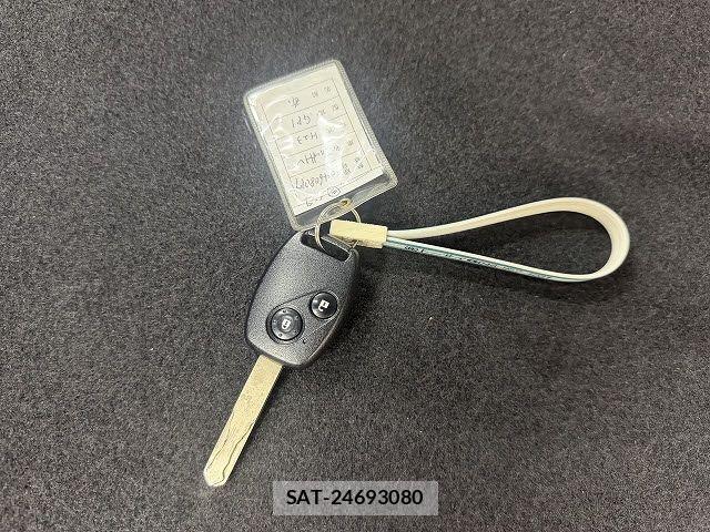 Honda FIT HYBRID 2011-03 8659094-20