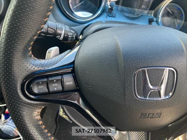 Honda FIT HYBRID 2013-05 8666144-15