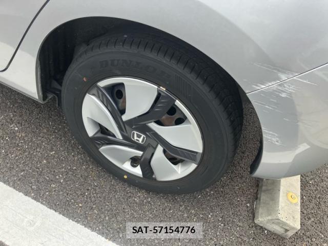 Honda FIT HYBRID 2013-10 8659106-16