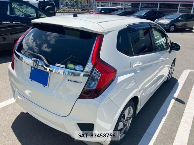 Honda FIT HYBRID 2014-01 8659101-2