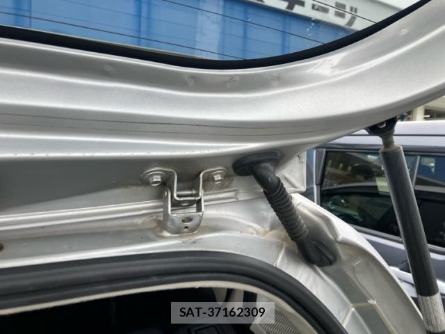 Honda FIT HYBRID 2012-04 8666147-8