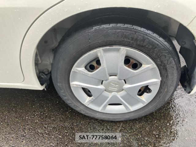 Honda FIT HYBRID 2011-10 8659113-7