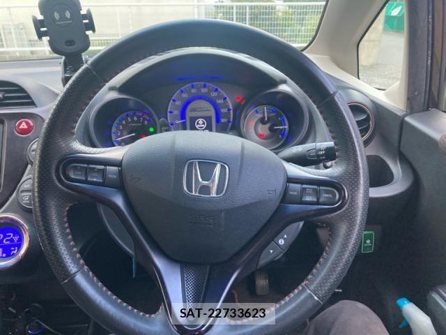 Honda FIT HYBRID 2012-06 8659104-10