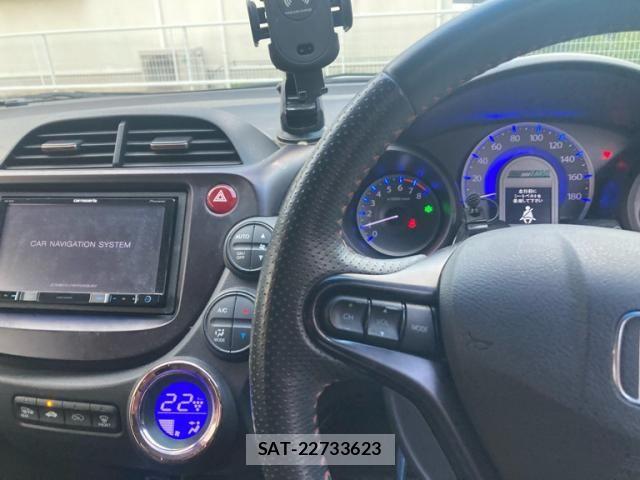 Honda FIT HYBRID 2012-06 8659104-11
