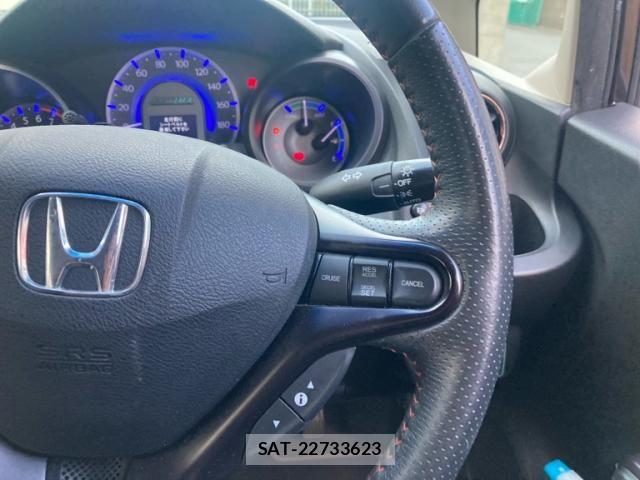 Honda FIT HYBRID 2012-06 8659104-12