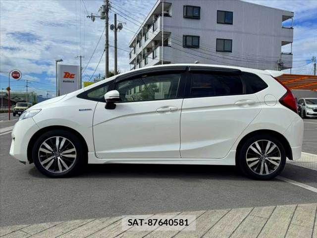 Honda FIT HYBRID 2014-11 8659093-10