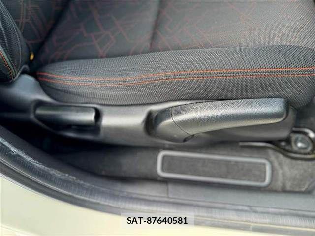 Honda FIT HYBRID 2014-11 8659093-28