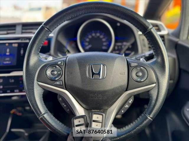 Honda FIT HYBRID 2014-11 8659093-4