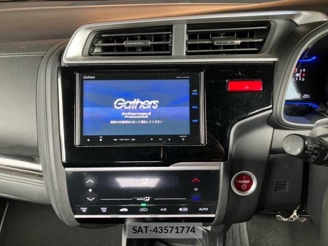 Honda FIT HYBRID 2014-04 8659097-19