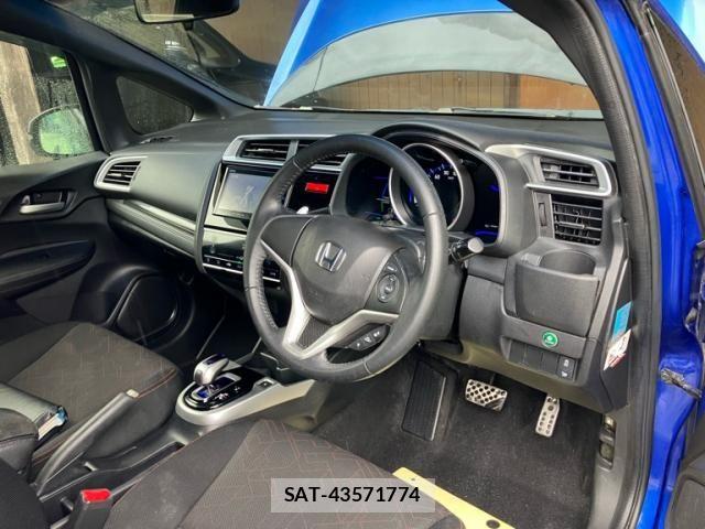 Honda FIT HYBRID 2014-04 8659097-7