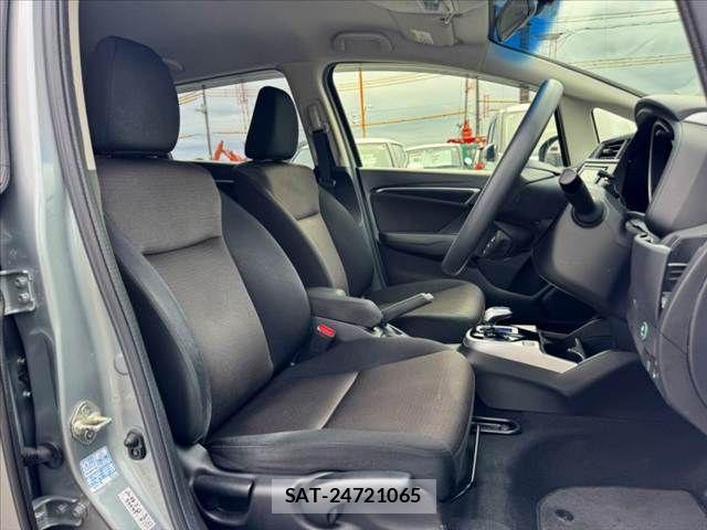 Honda FIT HYBRID 2015-09 8666142-15