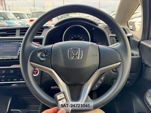 Honda FIT HYBRID 2015-09 8666142-6
