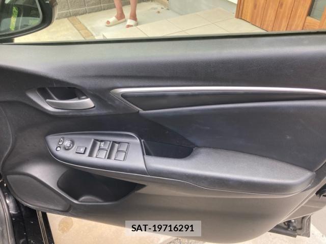 Honda FIT HYBRID 2013-12 8659107-8