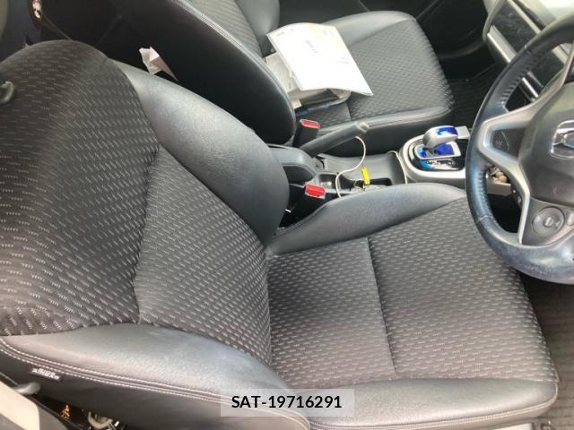 Honda FIT HYBRID 2013-12 8659107-9