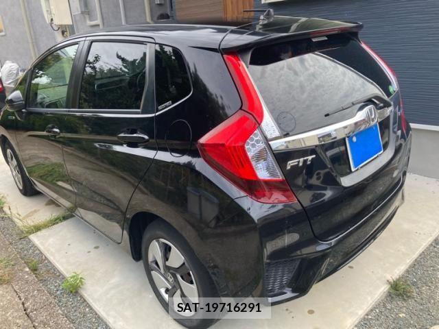 Honda FIT HYBRID 2013-12 8659107-2