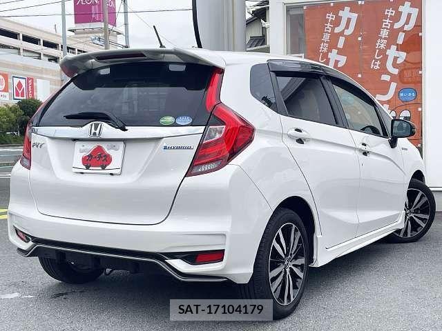 Honda FIT HYBRID 2019-02 8666141-2