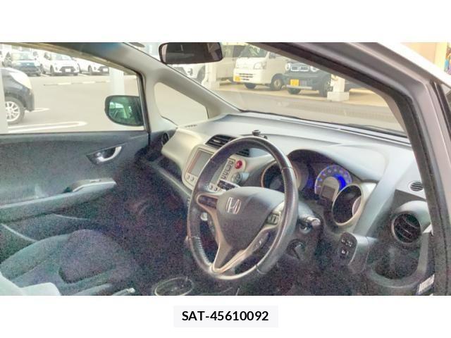 Honda FIT HYBRID 2011-10 8659112-8