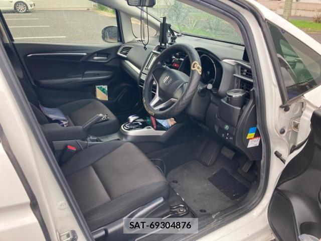 Honda FIT HYBRID 2015-02 8666146-7