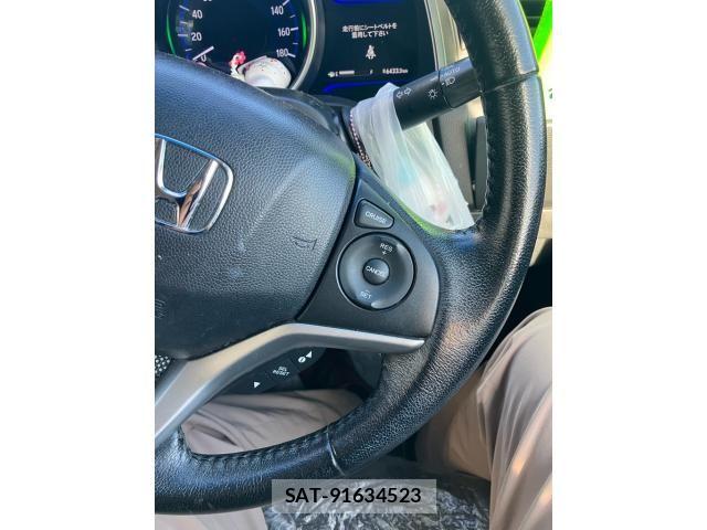 Honda FIT HYBRID 2013-11 8666145-19