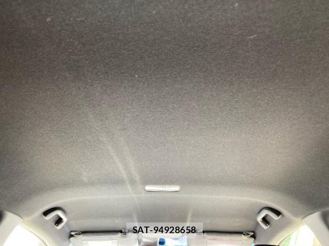 Honda FIT HYBRID 2016-06 8659086-14