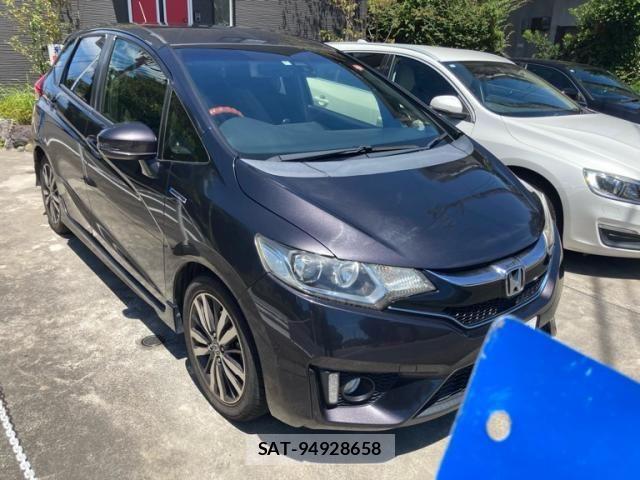 Honda FIT HYBRID 2016-06 8659086-2
