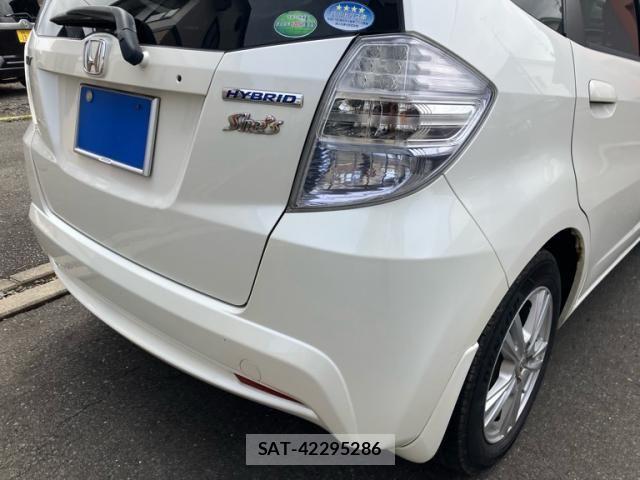 Honda FIT HYBRID 2012-06 8685560-12