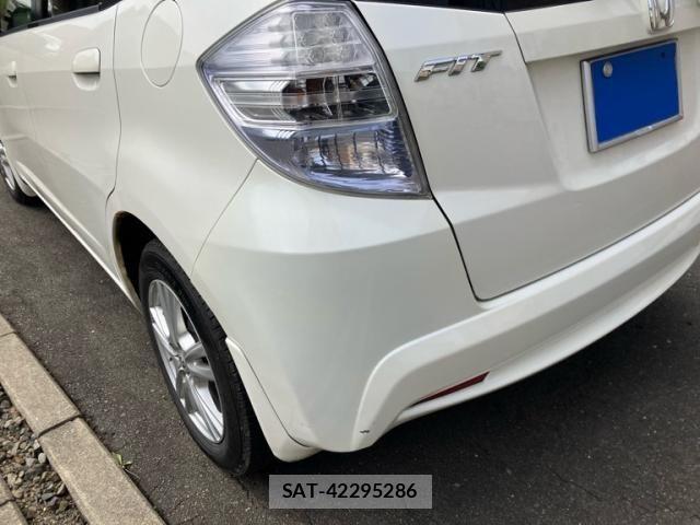 Honda FIT HYBRID 2012-06 8685560-13