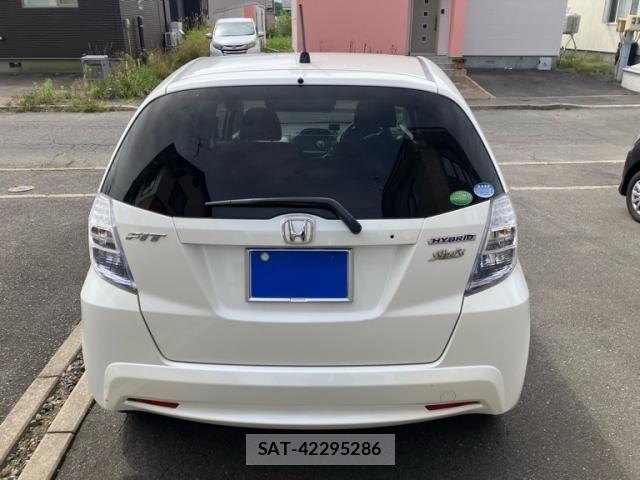 Honda FIT HYBRID 2012-06 8685560-1