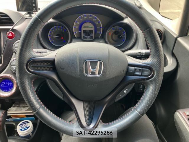 Honda FIT HYBRID 2012-06 8685560-19