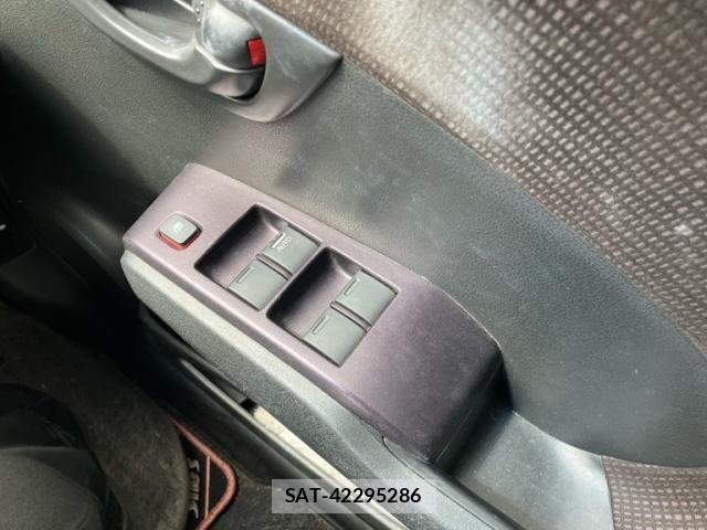 Honda FIT HYBRID 2012-06 8685560-24