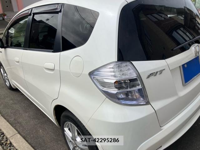 Honda FIT HYBRID 2012-06 8685560-2