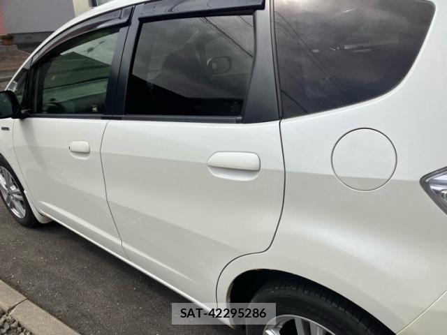 Honda FIT HYBRID 2012-06 8685560-3
