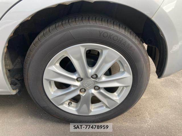 Honda FIT HYBRID 2011-10 8685564-9