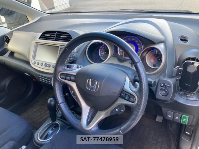Honda FIT HYBRID 2011-10 8685564-13