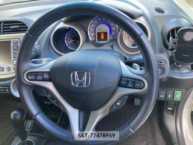 Honda FIT HYBRID 2011-10 8685564-16