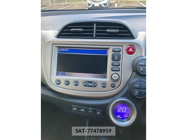 Honda FIT HYBRID 2011-10 8685564-18
