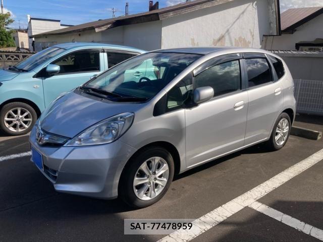 Honda FIT HYBRID 2011-10 8685564-3