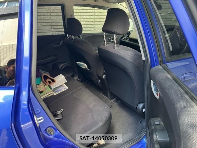 Honda FIT HYBRID 2011-09 8685562-11