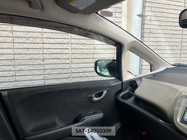 Honda FIT HYBRID 2011-09 8685562-16