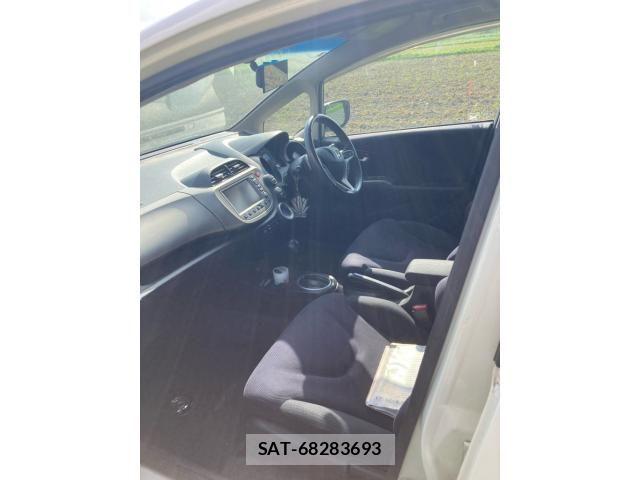 Honda FIT HYBRID 2011-05 8685558-9