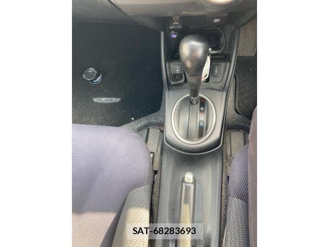 Honda FIT HYBRID 2011-05 8685558-19