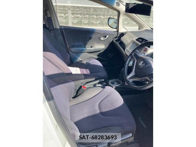 Honda FIT HYBRID 2011-05 8685558-7