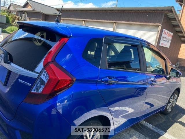 Honda FIT HYBRID 2013-10 8685563-2