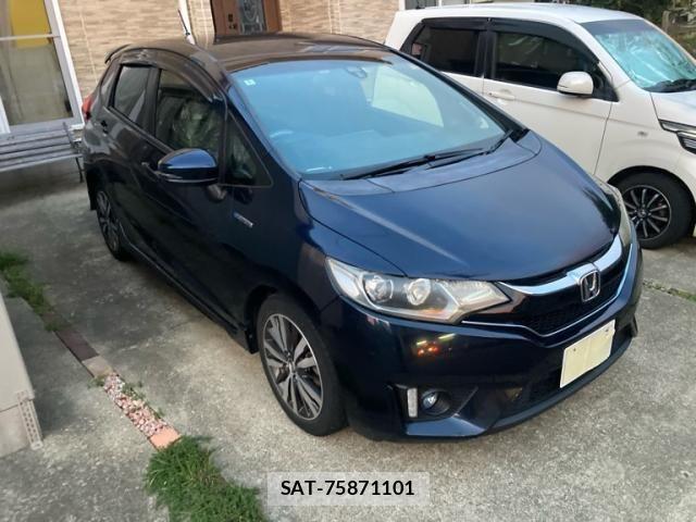 Honda FIT HYBRID 2016-08 8742141-1