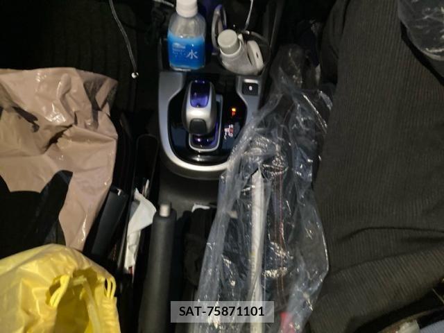Honda FIT HYBRID 2016-08 8742141-22
