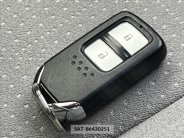 Honda FIT HYBRID 2013-11 8742126-14