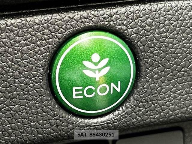 Honda FIT HYBRID 2013-11 8742126-16