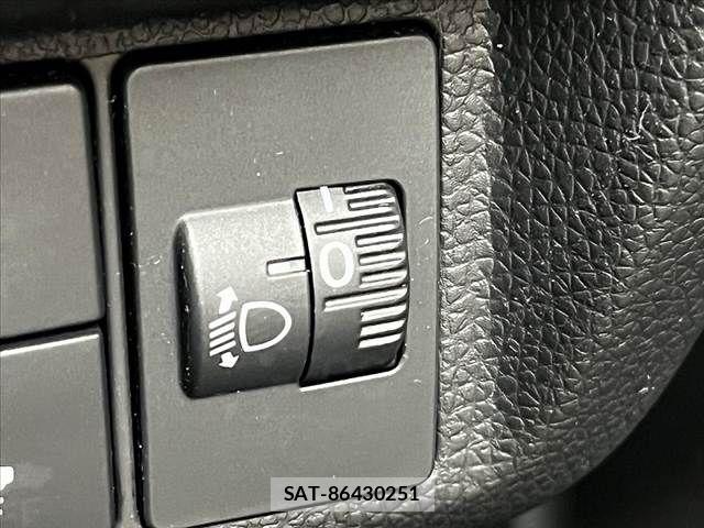 Honda FIT HYBRID 2013-11 8742126-17