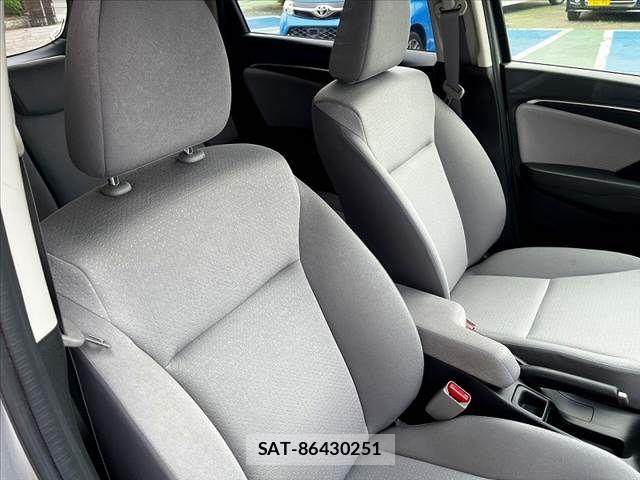 Honda FIT HYBRID 2013-11 8742126-23