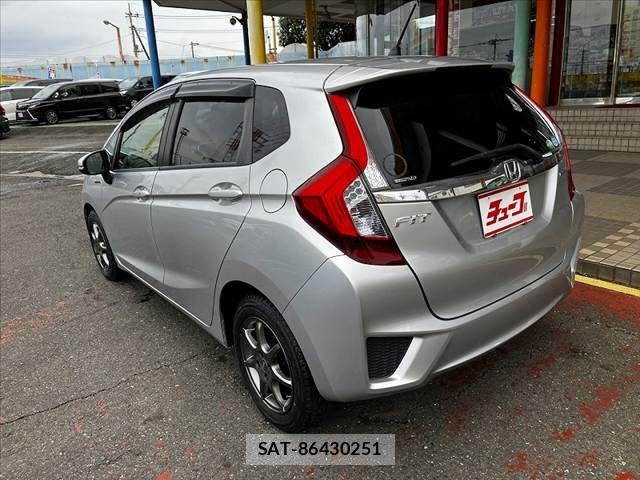 Honda FIT HYBRID 2013-11 8742126-7
